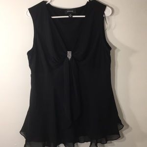 R&M Richards Sleeveless Blouse!